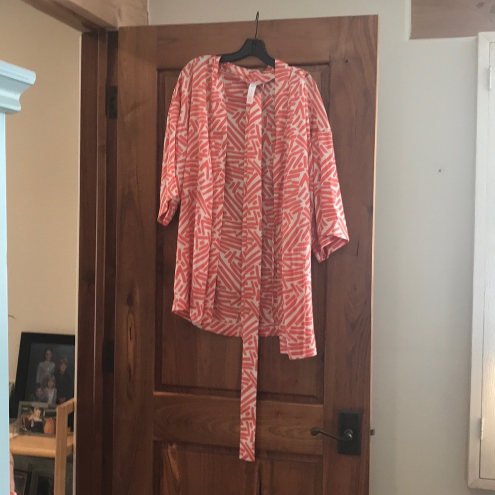 Gently used Hanro of Switzerland sleepwear set